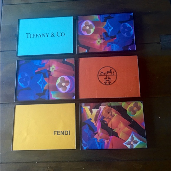 10 piece luxury Valentine’s gift set wall art - Picture 4 of 5